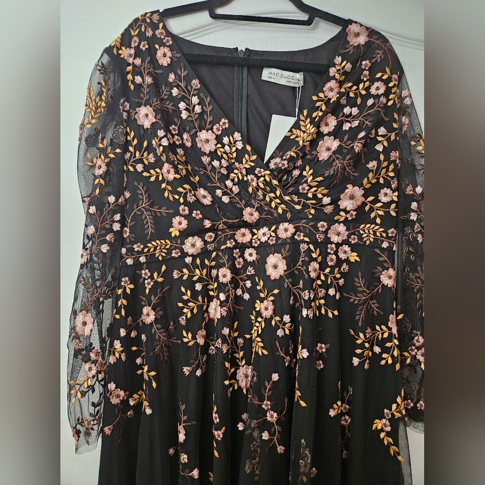 Mac Duggal  black floral Illusion Embroidered Midi Dress Sz 14 NWT - Picture 4 of 15